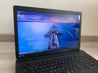 Notebook Toshiba - 3