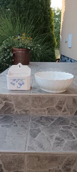 Smaltované nádoby, svätenička, solnička, krígel, misa.. - 3