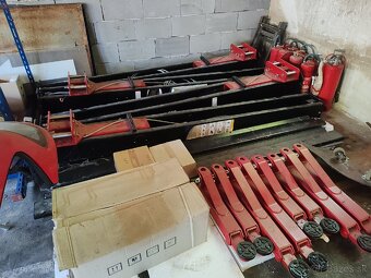 Dvojstlpový zdvihak 4t elektrohydraulický Redats - 3
