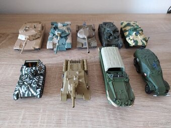 Tanky 1:72 - 3