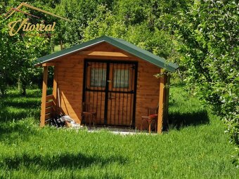Exkluzívne na predaj záhrada zo záhradným domčekom pod úpätí - 3