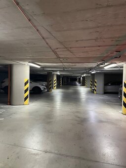 Parkovacie státie v nadzemnej garáži Bajkalská - 3