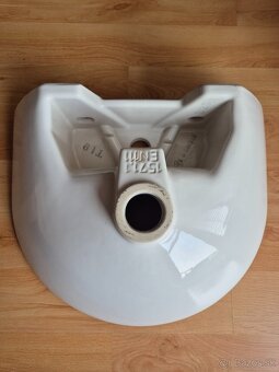 Kúpeľňové/WC umývadlo JIKA - 45cm - 3