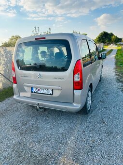 Predám Citroen Berlingo 1,6 HDI - 3