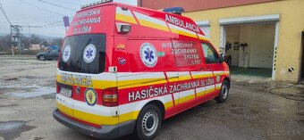 Volkswagen Transportér Sanitka T5 - 3