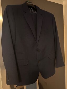 Tmavomodrý oblek na výšku cca 176 - TOP STAV - 3