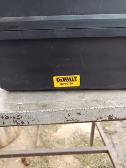Kotúčová píla DEWALT - 3