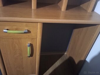 Kozmeticky stolik - 3