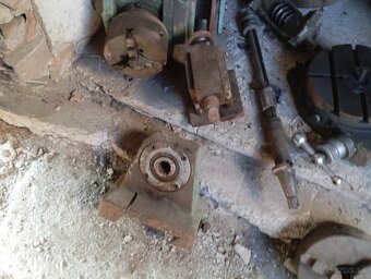 FRÉZA RUSKEJ VÝROBY+ PRÍSLUŠENSTVO - 3