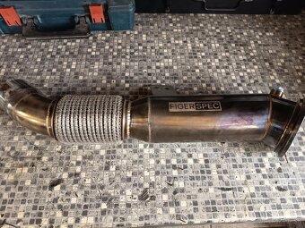 Downpipe BMW G30 G31 540i - 3