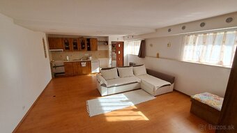 Rodinný dom 6 izbový, pozemok 717m2, Liptovské Sliače - 3