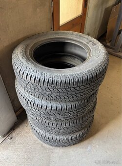 YOKOHAMA 205/70 r15 M+S - 3
