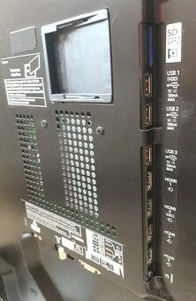 Panasonic Viera TX-L42ET5E - 3