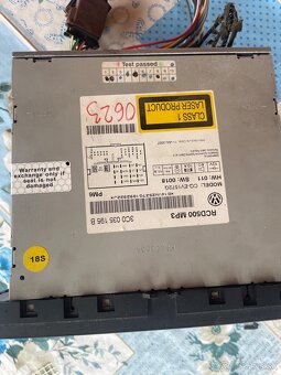 original vw autoradio RCD500 mp3 so zabudovanym CD menicom - 3