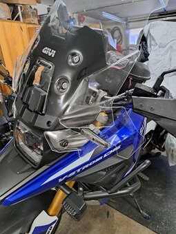 Suzuki Vstrom 1050 DE - 3