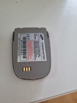 Samsung SGH-E330 - 3