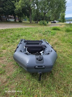 Prenájom nafukovacieho člna STARKBOAT DT-360S s kýlom - 3