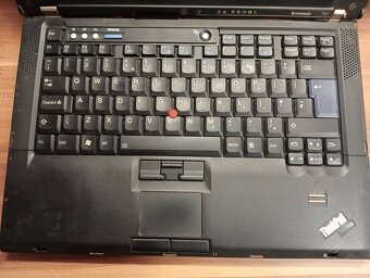 predám IBM LENOVO THINKPAD T61 , WINDOWS XP, bez baterky - 3