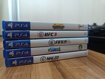 Predám hernú konzolu Playstation 4 Slim - 3