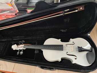 Husle gear4music - 3