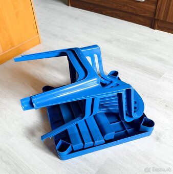 Detský plastový stôl a stoličky - 3