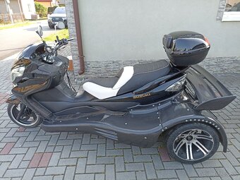 Jinling JLA-925E - 3