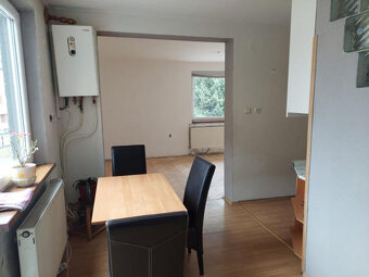 PREDAJ 3 - IZBOVÝ TEHLOVÝ BYT BLÍZKE CENTRUM MESTA - 3