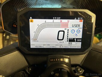 Honda hornet 750 - 3