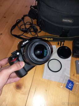 Zrkadlovka NIKON 5000d - 3