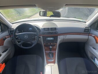 Mercedes Benz E 220 - 3