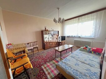 Terasa - ul. Slobody, 3 izbový byt 65 m2 + loggia. - 3