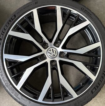Volkswagen Golf 7 GTI GTD - R19 Sada - BEZ PNEU - 3