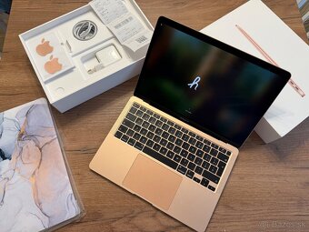 MacBook Air 13” Retina 2020 Rosegold - komplet príslušenstvo - 3