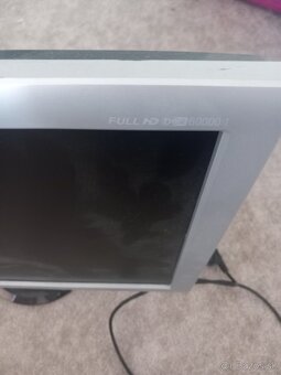 AOC monitor - 3