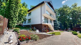 Výnimočný rodinný dom v Smolenickej Novej Vsi – ulica Jahodn - 3