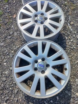 4ks alu disky orig. Volvo 5x108 r17 - 3