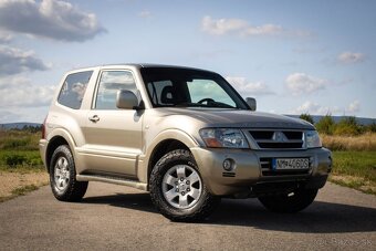 MITSUBISHI PAJERO 3.2 DI-D 118kW A/T 2005 - 3