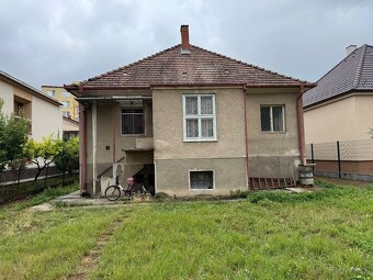 4-izbový dom so záhradou v loaklite JUH - 3
