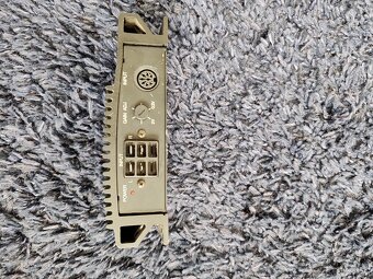 Blaupunkt autozosilnovac. - 3