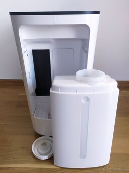 NOVÝ VEĽKÝ ČISTIČ A ZVLHČOVAČ VZDUCHU PHILIPS HU - 3