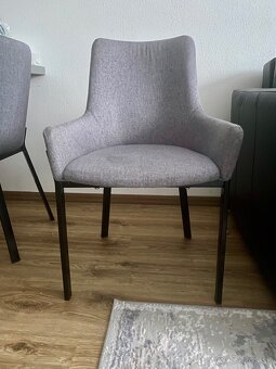 Predám 4 moderné jedálenské stoličky - 3