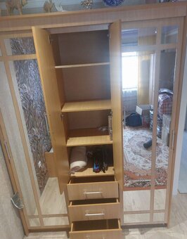 Stredná skriňa - 3