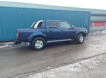 Nissan Navara D22 - 3