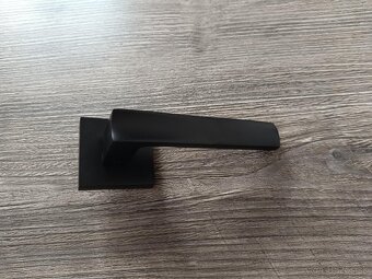 Kovové interiérové kľučky - 3