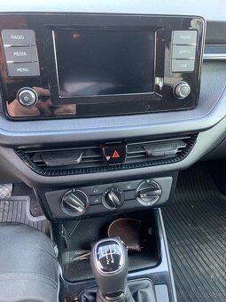 skoda fabia 4 - 3