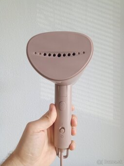 Ručný naparovač odevov Elektrolux - 3