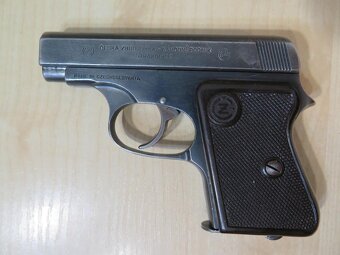 Predám samonabíjaciu pištoľ CZ 45, kaliber 6,35 mm Brow. - 3