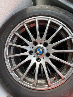 BMW Predám 235/55 R17. - 3
