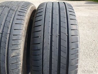 235/55 R18 letne pirelli - 3