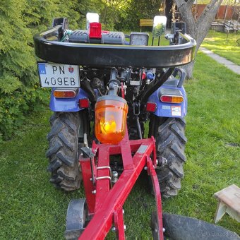 Predám malotraktor Farmtrac - 3